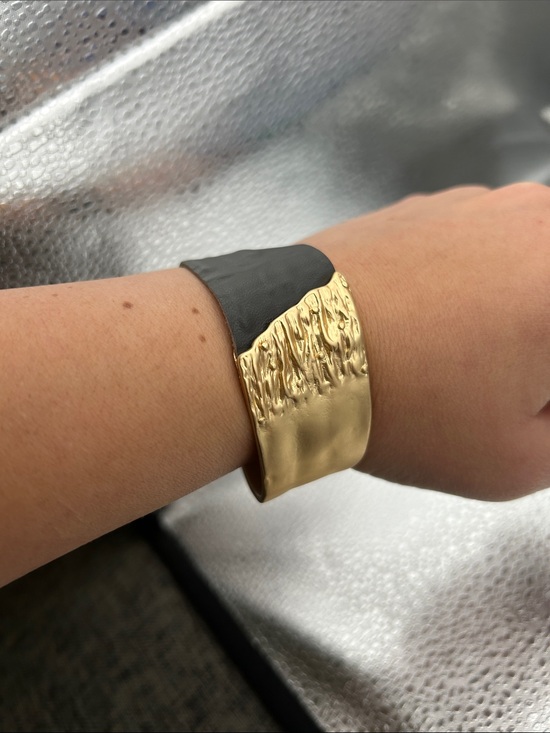 SAACHI Jewelry - Saachi Wild Ways Metal & Leather Bracelet
